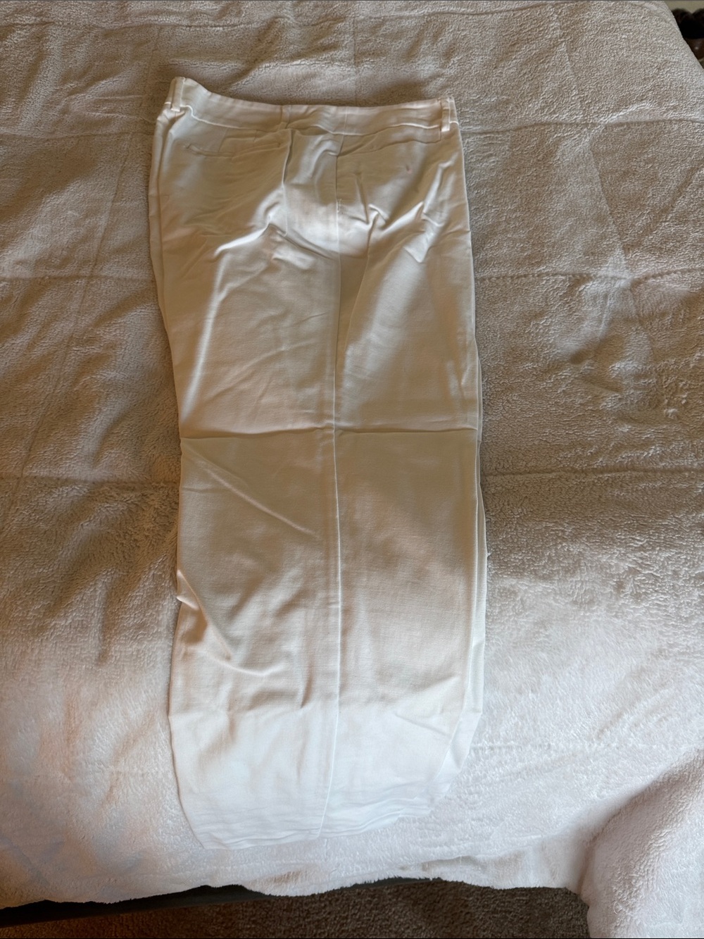 Dana Buchman White Cropped Ankle Pants